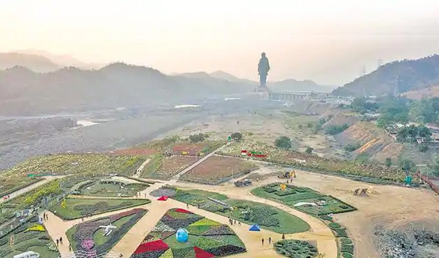 Theme Based Garden at the Statue of Unity