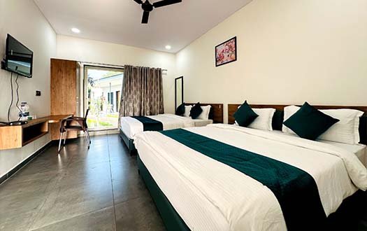 Shri Kamdhenu Resort Super Deluxe Room