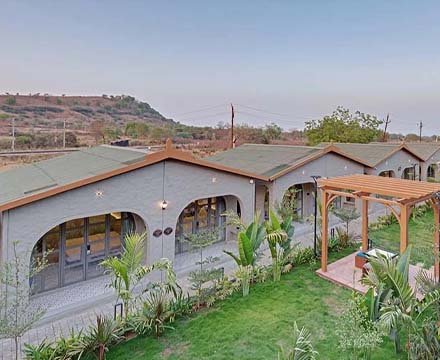 Villa Euphoria Resort